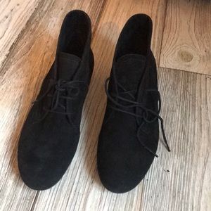 Brand new tags on Gabor booties